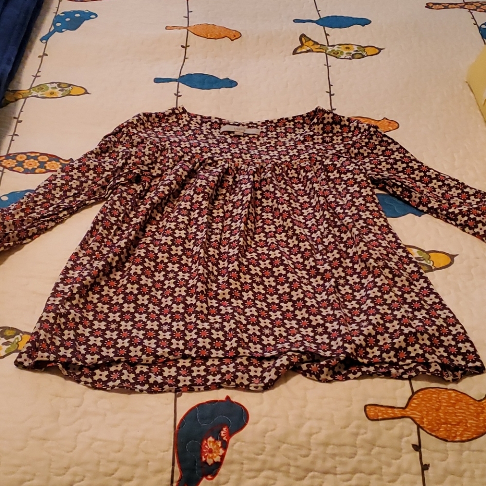 LOFT petite size S top